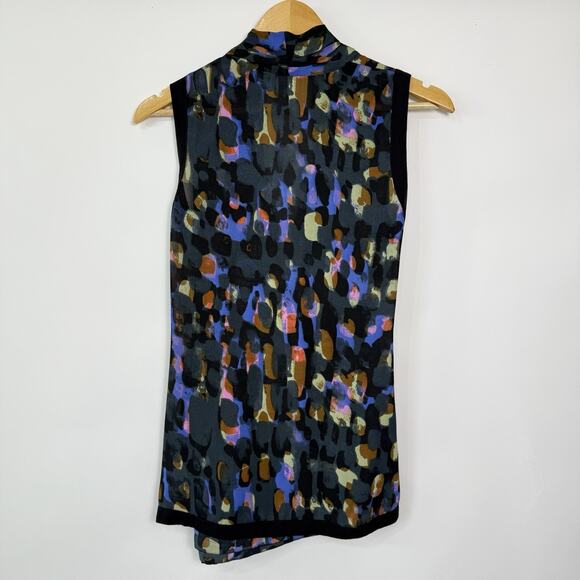 Cabi Sleeveless Faux Wrap Blouse Size‎ Small Abstract Multicolor Lightweight - Picture 4 of 7
